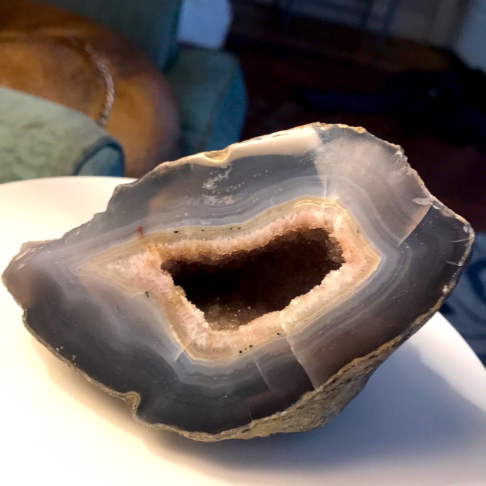Amazing agate geode